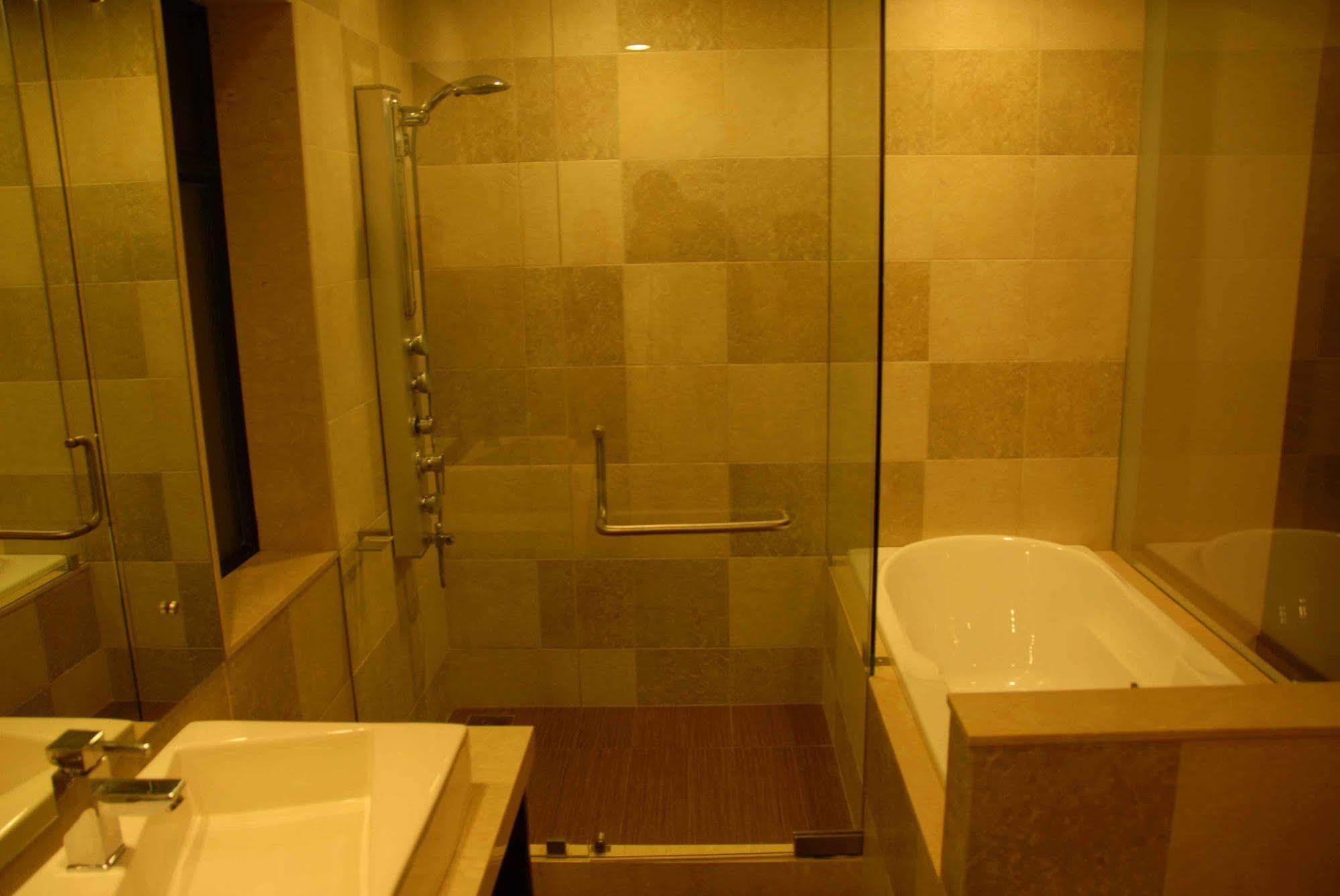 Silver Sands Beach Resort Daman Bagian luar foto