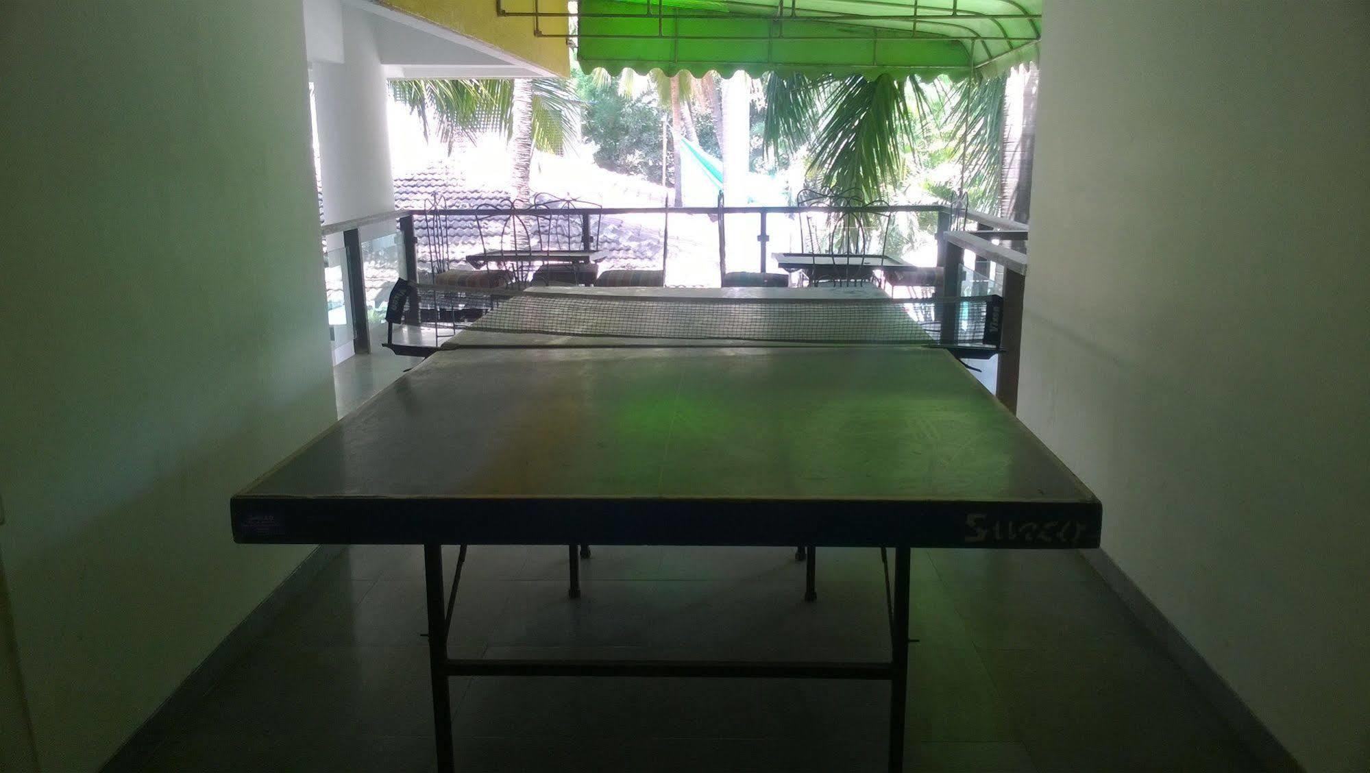 Silver Sands Beach Resort Daman Bagian luar foto